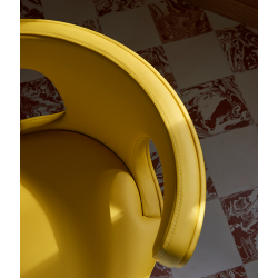 cavallino ||| jaune